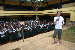 Harry Scott speaks at the leaving ceremony in Aburi.